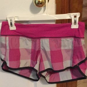 Lululemon size 4 speed shorts
